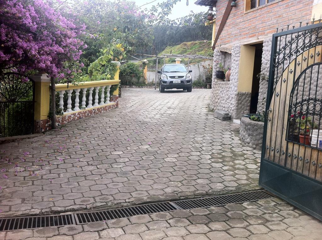אוטהוואלו Hostal Curinan מראה חיצוני תמונה