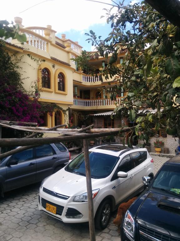 אוטהוואלו Hostal Curinan מראה חיצוני תמונה