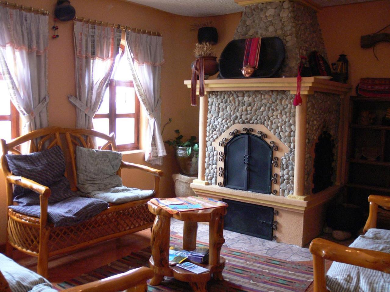 אוטהוואלו Hostal Curinan מראה חיצוני תמונה